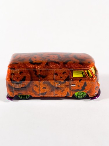 Hot wheels panel bus - hot, van